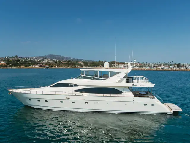 Azimut 85'