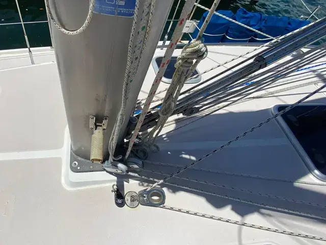 Catalina 380