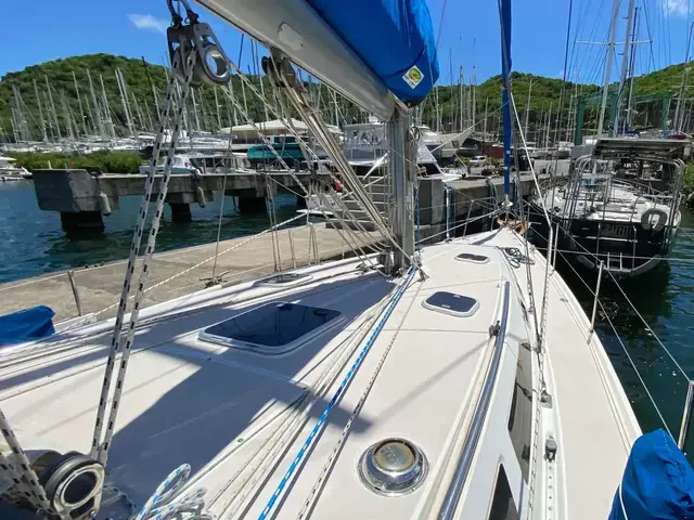 Catalina 380