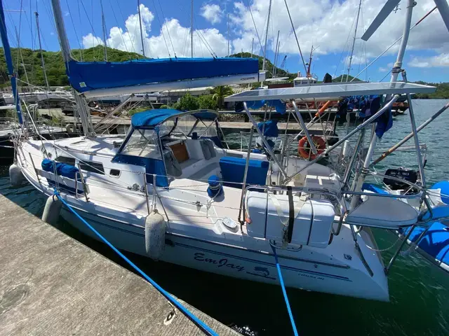 Catalina 380