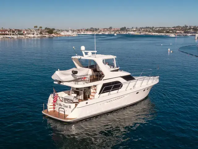 Ocean Alexander 52'