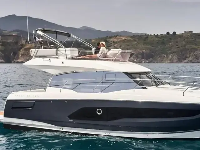 Jeanneau Prestige 420 Flybridge