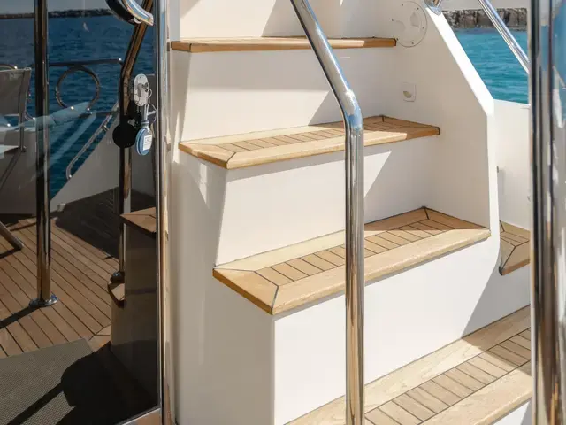 Ocean Alexander 52'