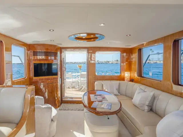 Ocean Alexander 52'