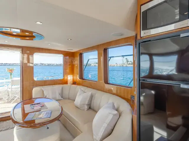 Ocean Alexander 52'