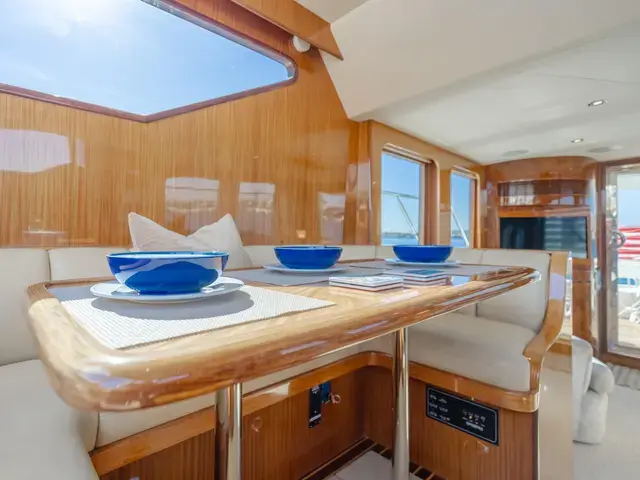 Ocean Alexander 52'