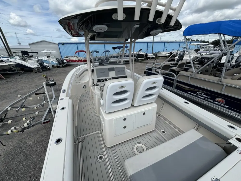 2018 Cobia Boats 216 cc