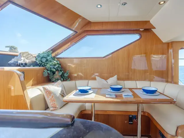 Ocean Alexander 52'