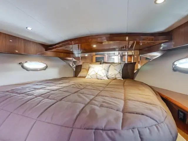 Ocean Alexander 52'