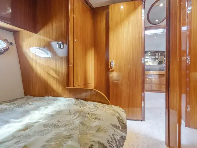 Ocean Alexander 52'