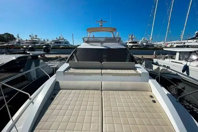 2016 Azimut vika