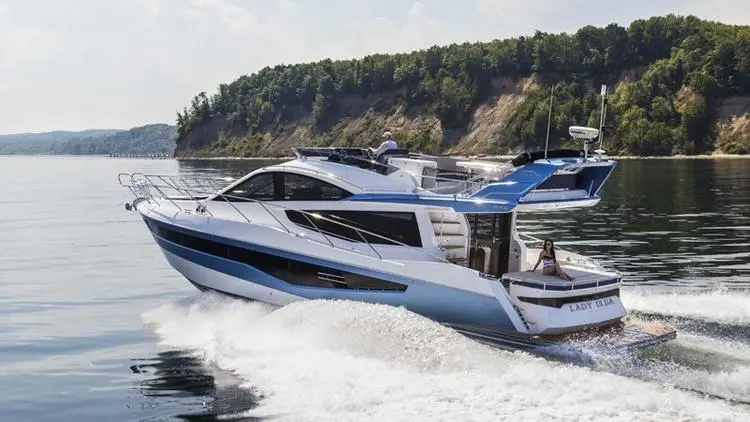 2014 Galeon 550 fly