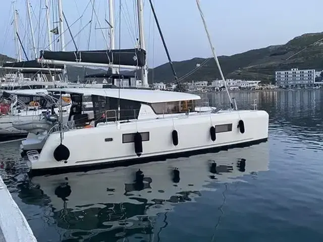 Lagoon 42