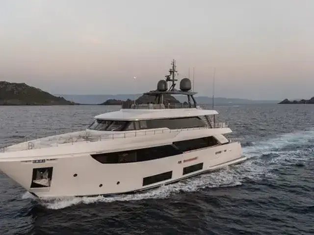 Ferretti Yachts BUONGIORNO