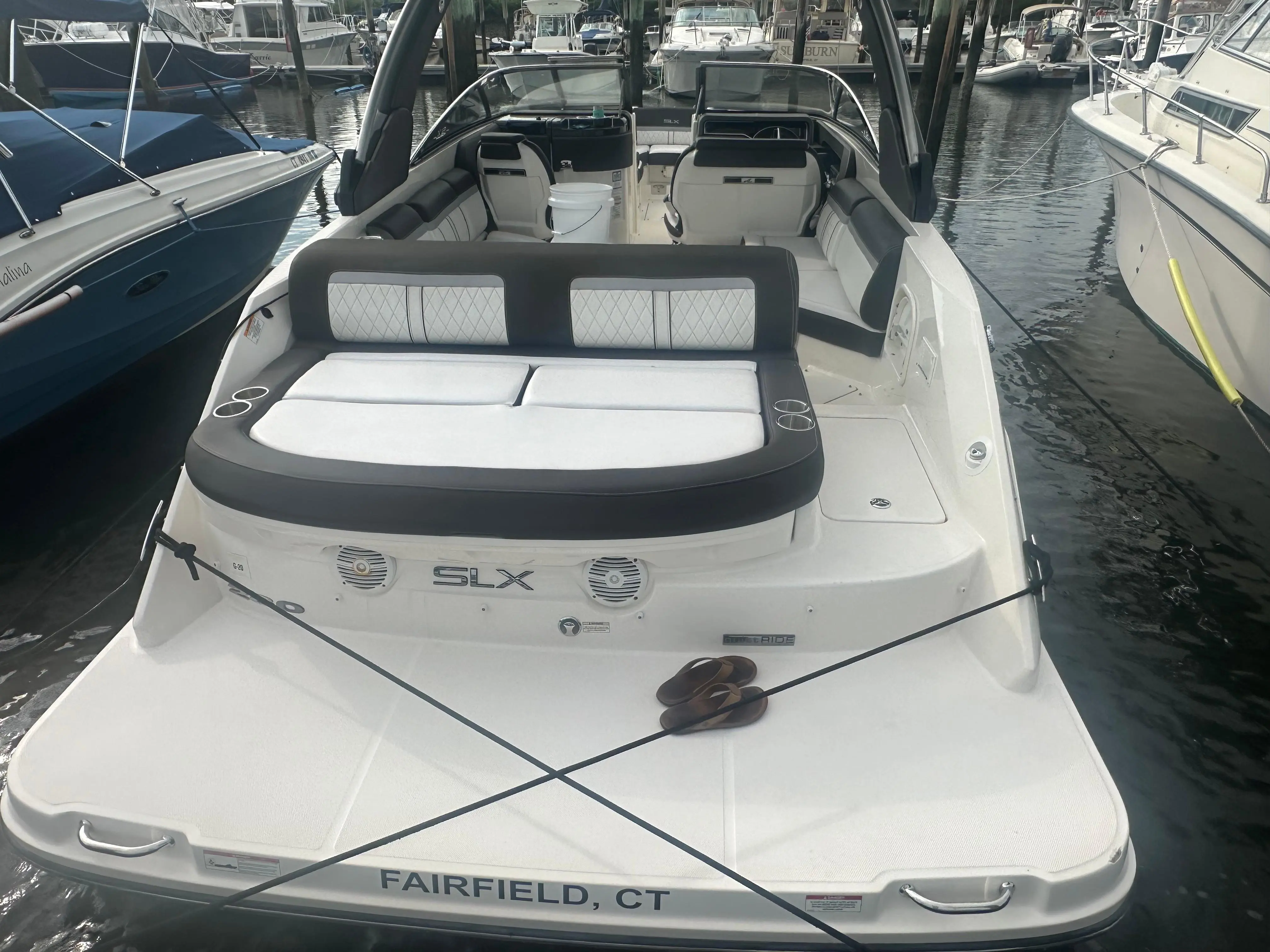 2016 Sea Ray 28'