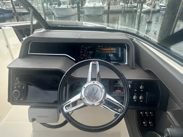 Sea Ray 28'