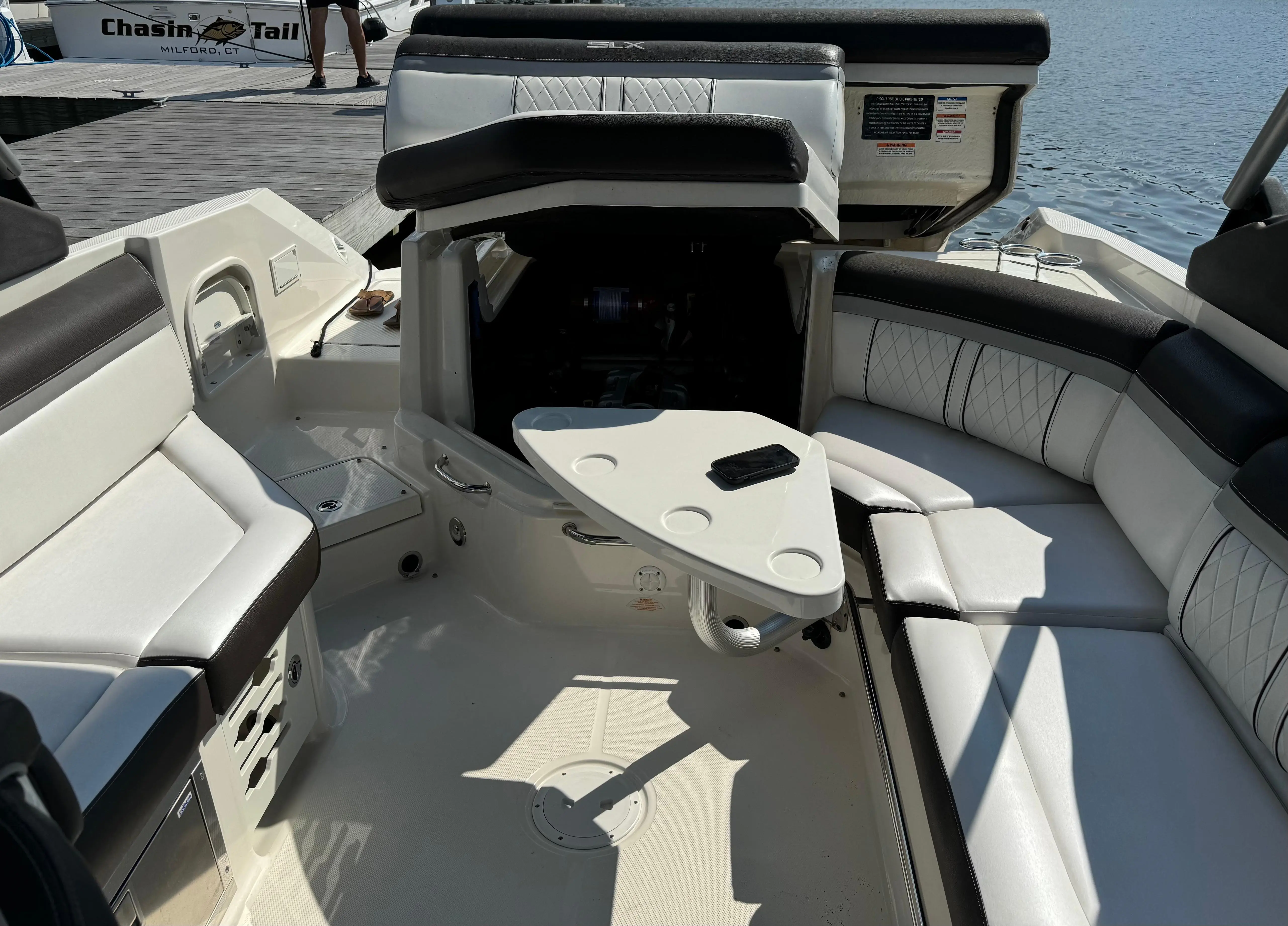 2016 Sea Ray 28'