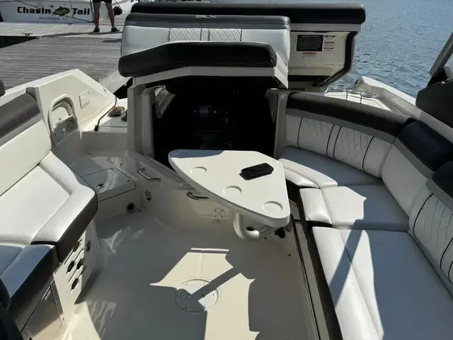 Sea Ray 28'