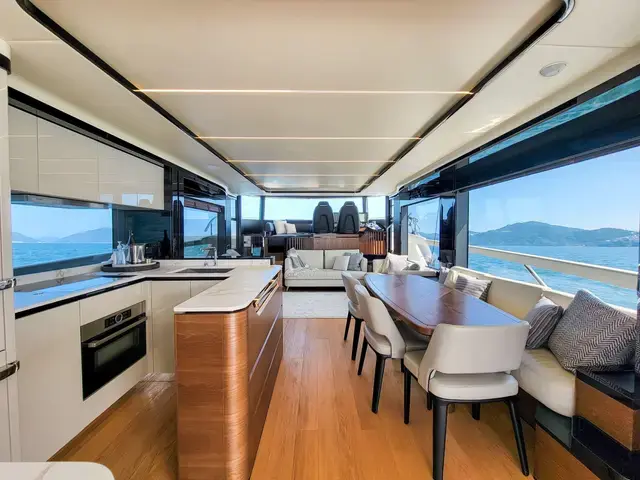 Absolute 64 Navetta