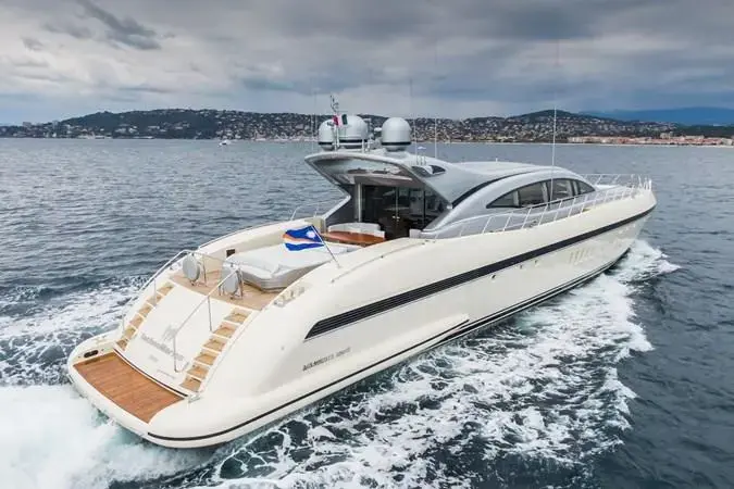 2007 Mangusta technomarine