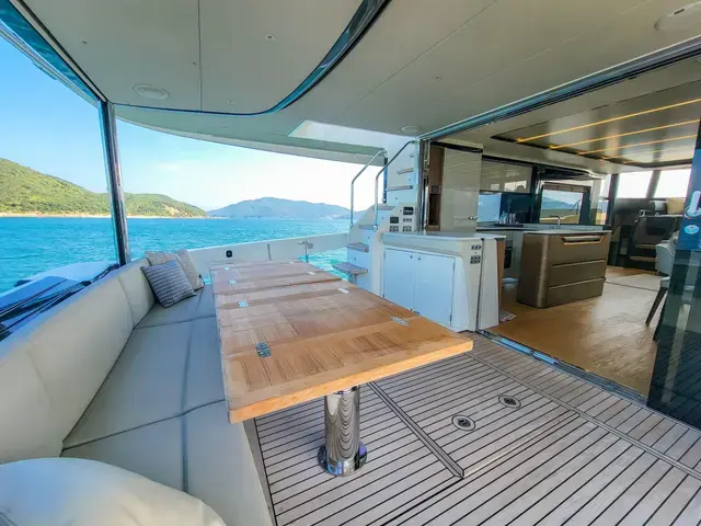 Absolute 64 Navetta