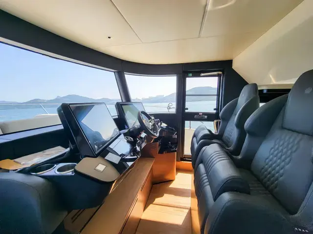 Absolute 64 Navetta