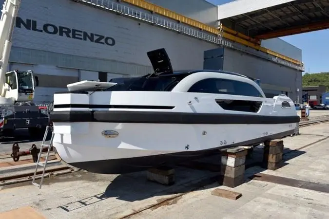 2023 Custom 7.5m custom limo tender