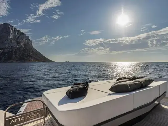 Arcadia Sherpa 60