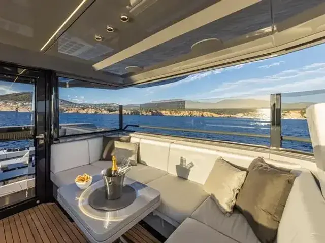 Arcadia Sherpa 60