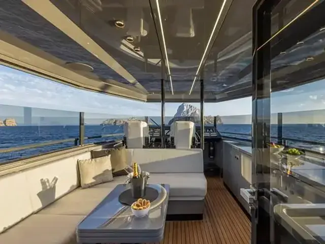 Arcadia Sherpa 60