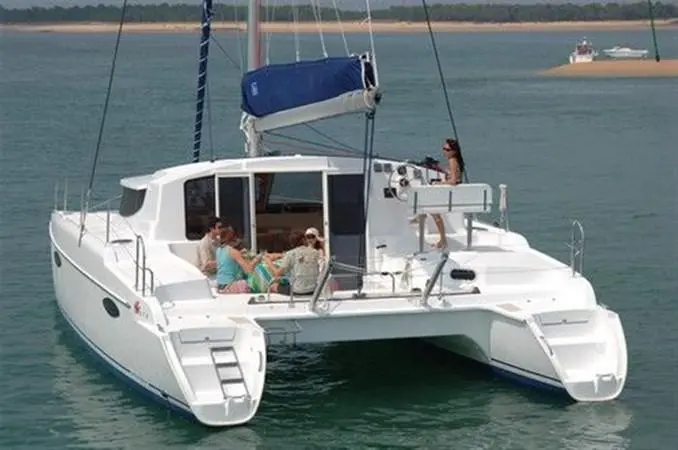 2007 Fountaine Pajot 2007 fountaine pajot mahe