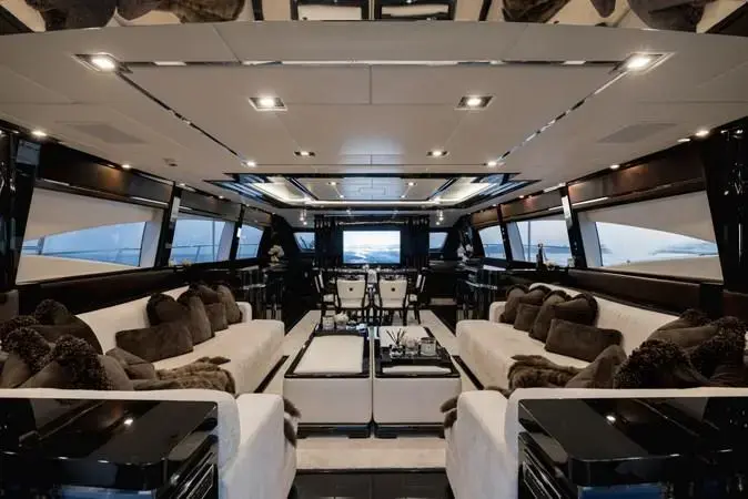 2008 Mangusta canvas