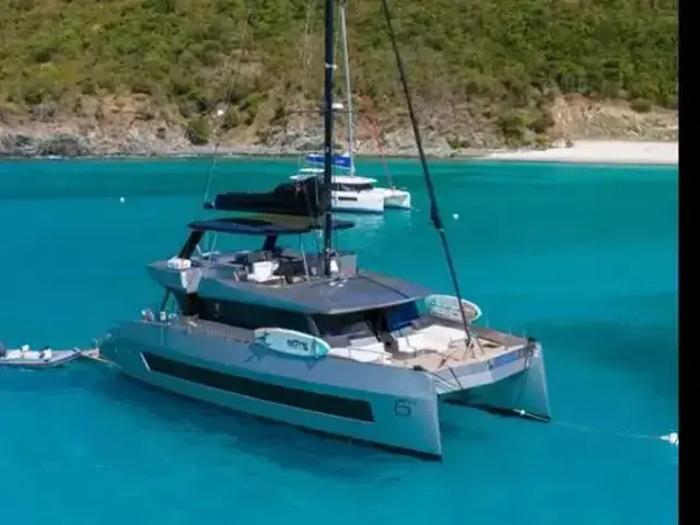 Moon Yacht Moon 65