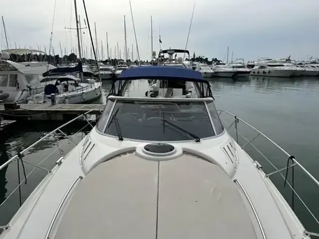 Fairline Squadron 42