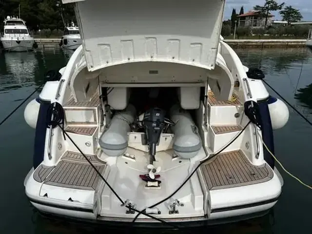 Fairline Squadron 42