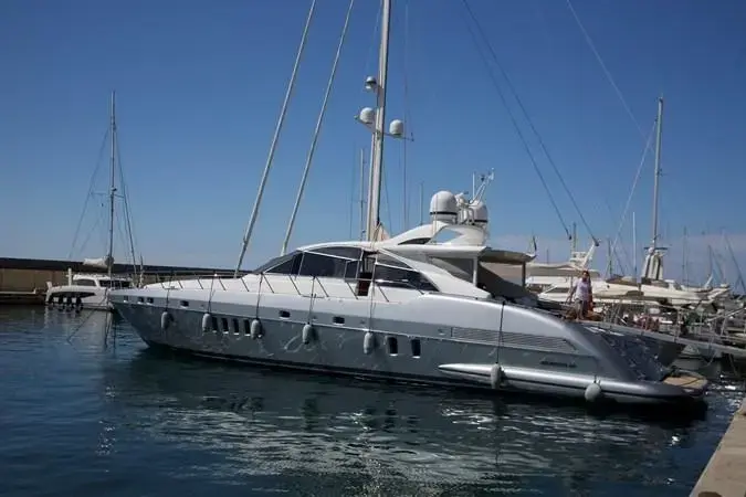 2006 Mangusta silver sky