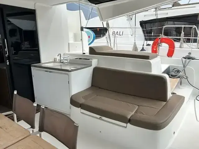 Lagoon 50