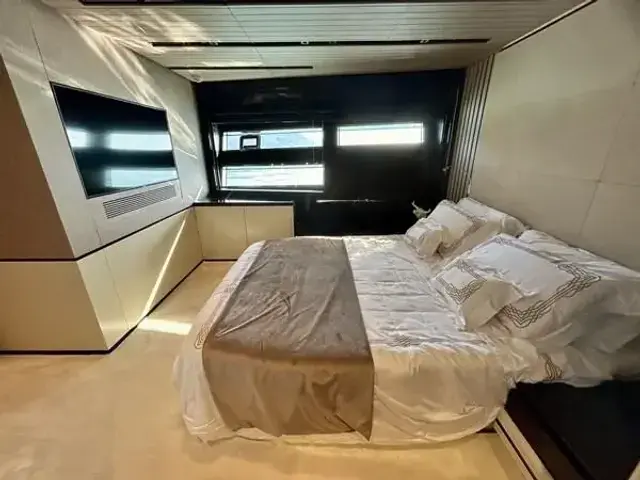 Arcadia Yachts Sherpa 80