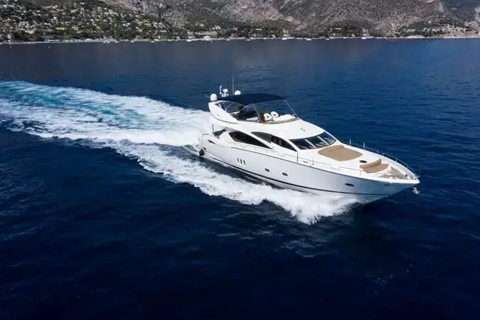 2003 Sunseeker lady yousra