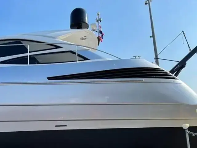 Pershing 46