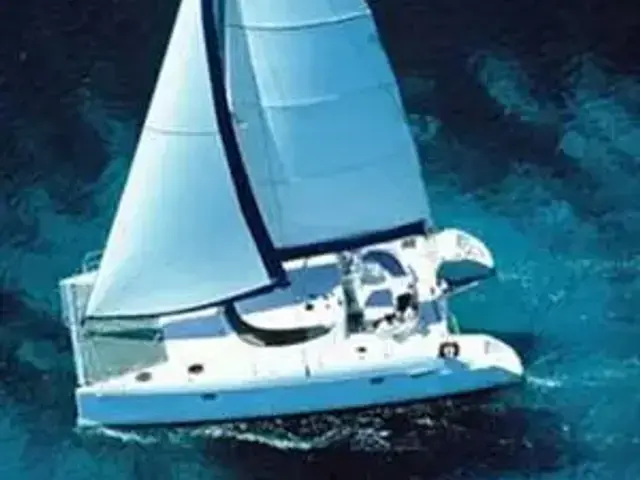 Fountaine Pajot Lavezzi 40