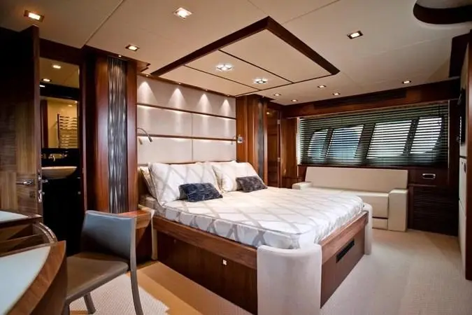 2011 Sunseeker 80 predator