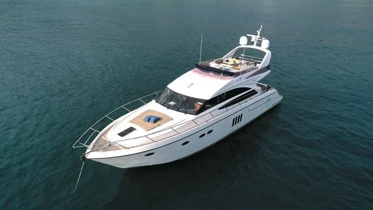 2010 Princess 62