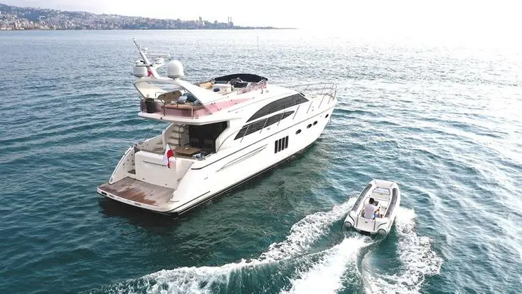 2010 Princess 62