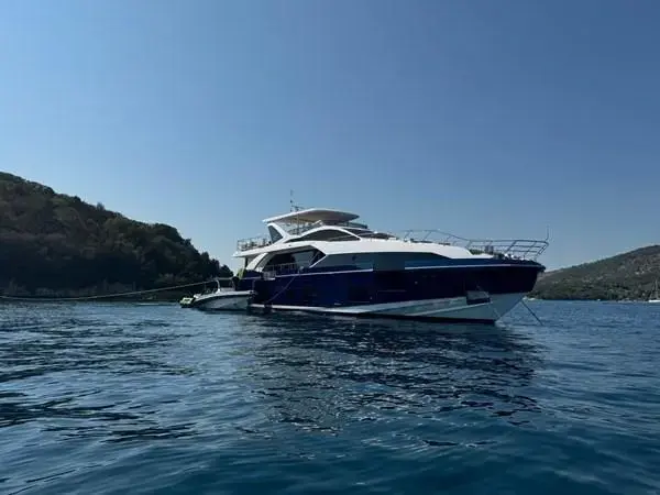 2023 Azimut betty