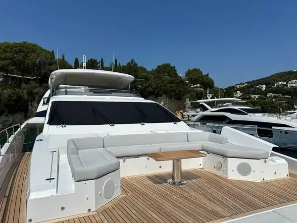 2023 Azimut betty