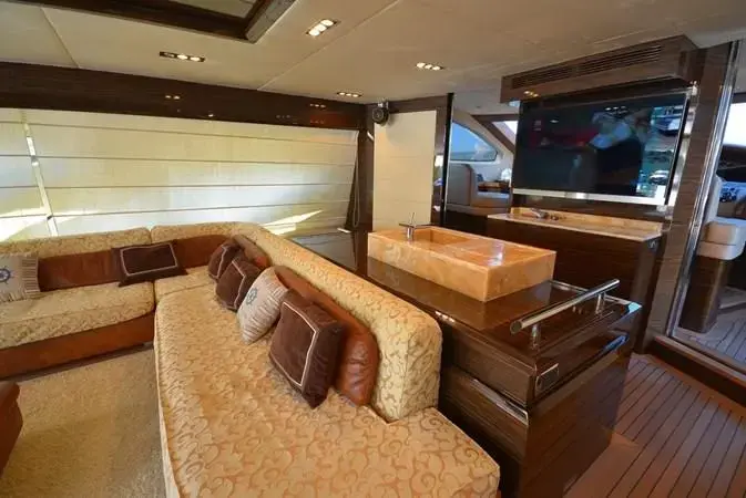 2008 Azimut julia s