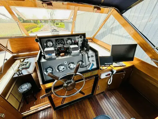 Chris Craft 40 Constellation