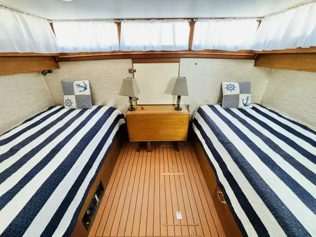 Chris Craft 40 Constellation