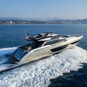 2017 Riva 76 Perseo